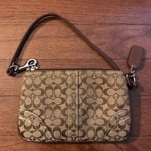 Coach clutch/ wallet